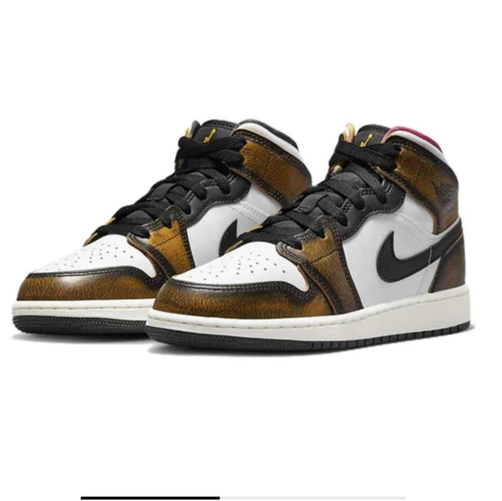 Nike Jordan 1 Mid